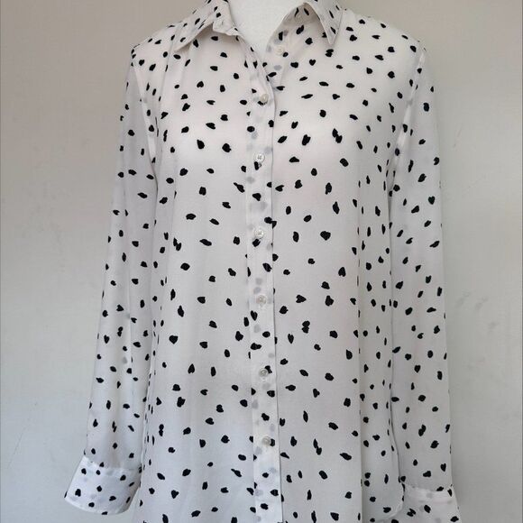 Banana Republic button down blouse, EUC, Sz M, white, blk print, EUC - Picture 3 of 15